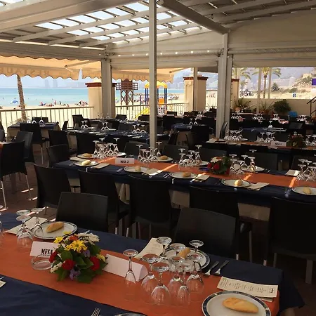 El Hotel
