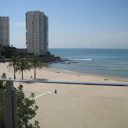 El Hotel 3*