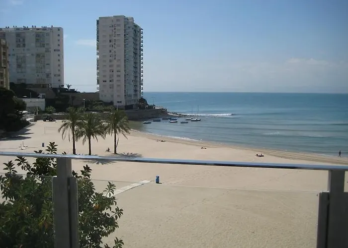 El Hotel 3*